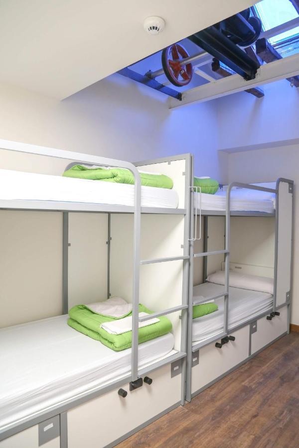 Cats Hostel Madrid Sol ภายนอก รูปภาพ
