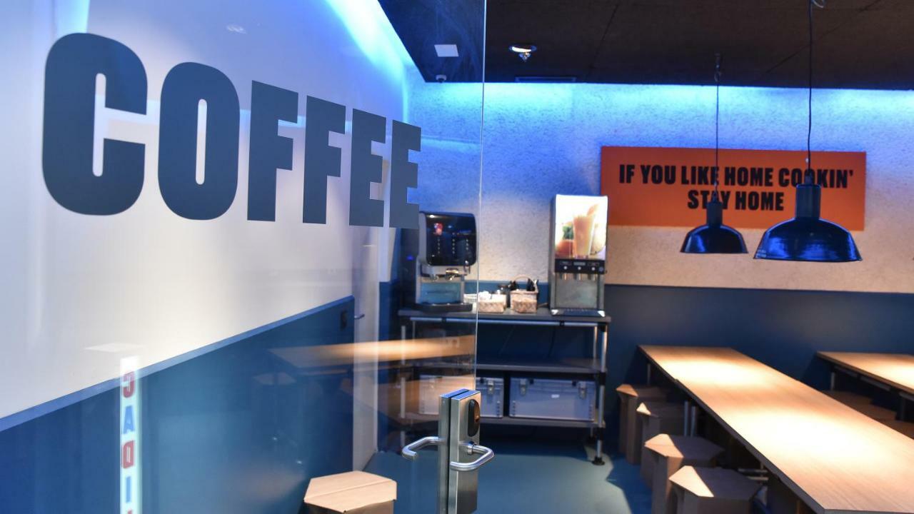 Cats Hostel Madrid Sol ภายนอก รูปภาพ